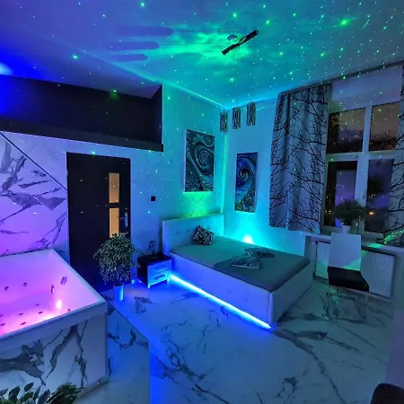 Z Jacuzzi Rynek Aparthotel