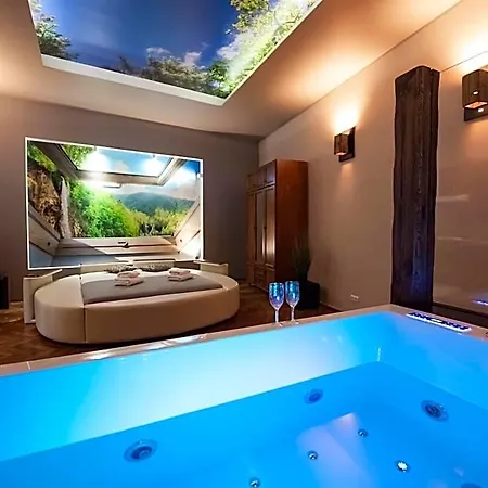 Z Jacuzzi Rynek 4* Krasków