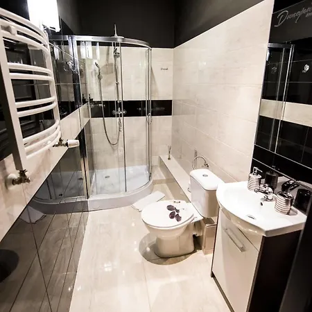 Z Jacuzzi Rynek Aparthotel Krakow