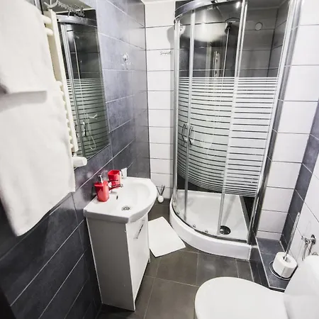 Ξενοδοχείο με διαμερίσματα Z Jacuzzi Rynek 4*