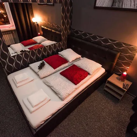 Z Jacuzzi Rynek Aparthotel 4*