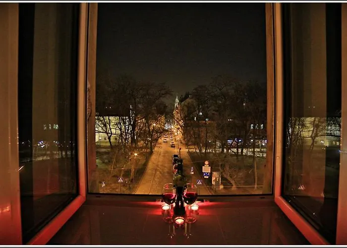 Z Jacuzzi Rynek Aparthotel Krakow