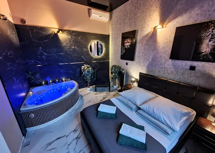 Z Jacuzzi Rynek Krakow