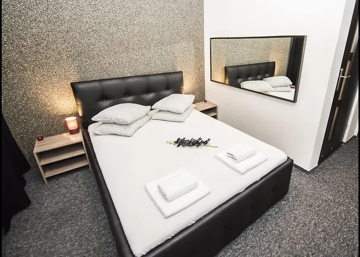 Z Jacuzzi Rynek 아파트호텔 4*